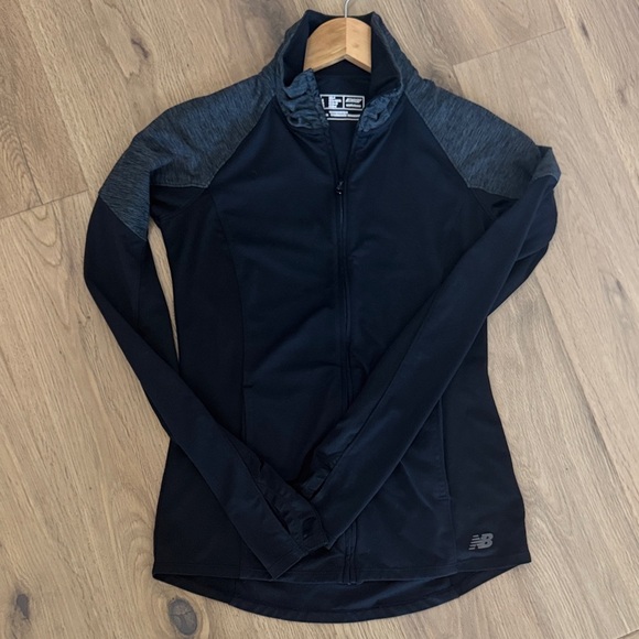 New Balance Women's Black and Gray Jacket - Picture 7 of 7
